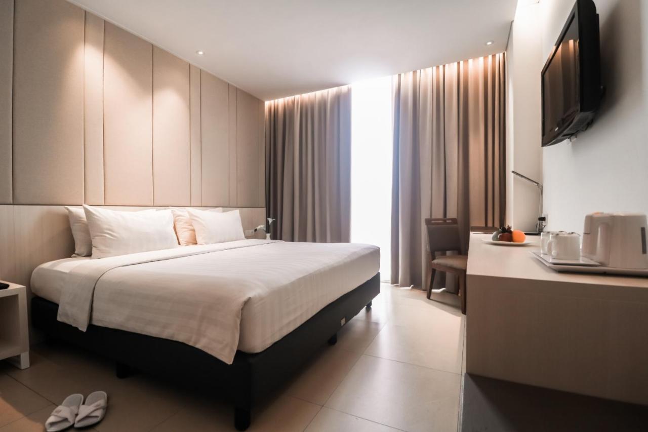 PRIME PARK Hotel Bandung Exterior foto